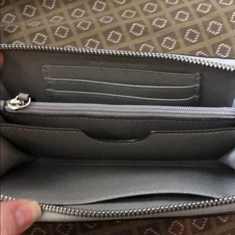 Wallet - Picture 4 of 4
